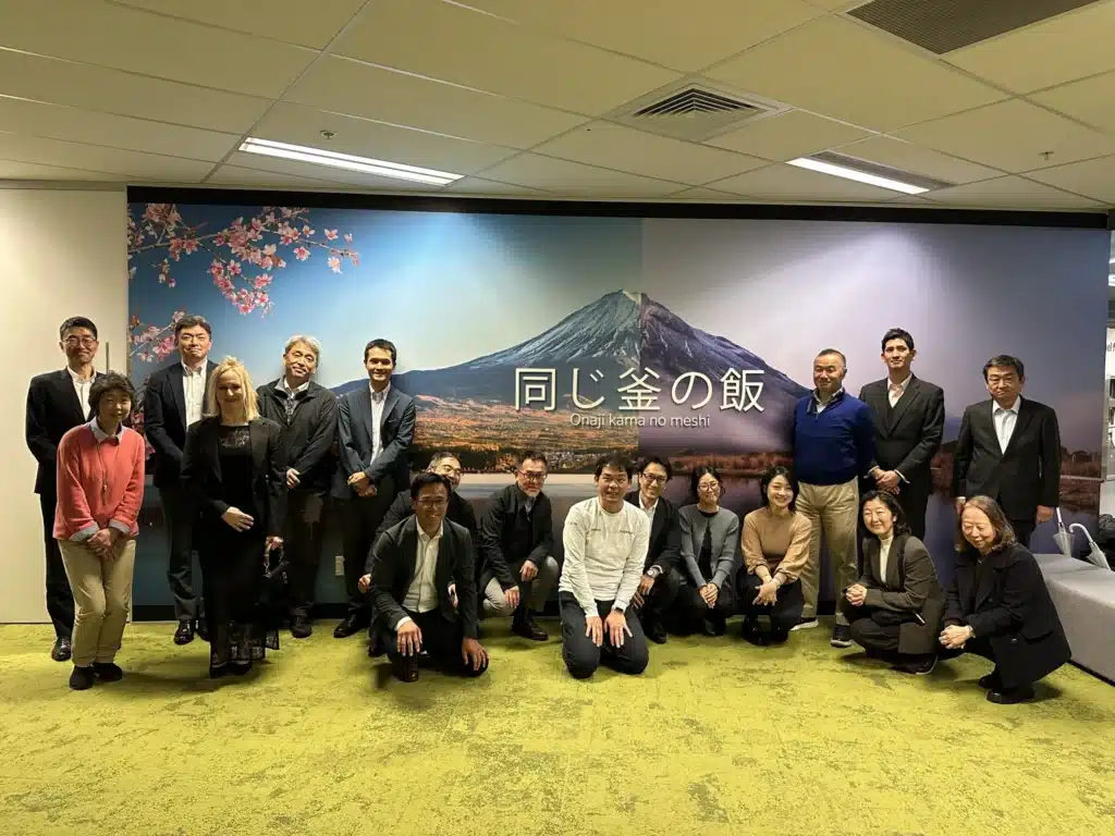 FUJIFILM Business Innovation NZ社のオフィスで撮影した参加者の集合写真